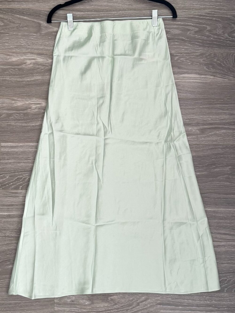 NEW Aritzia Babaton Mint Green Skirt Size 4